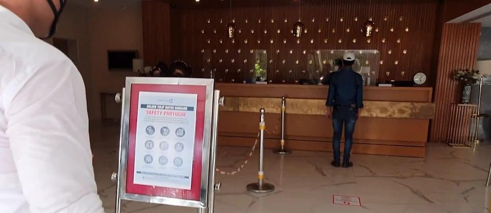 Golden Suites Gurgaon Inde Hotels Exterior photo