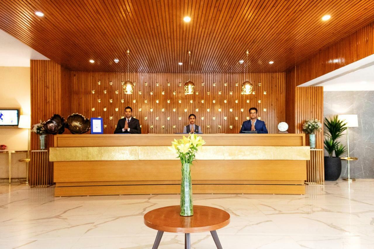 Golden Suites Gurgaon Inde Hotels Exterior photo