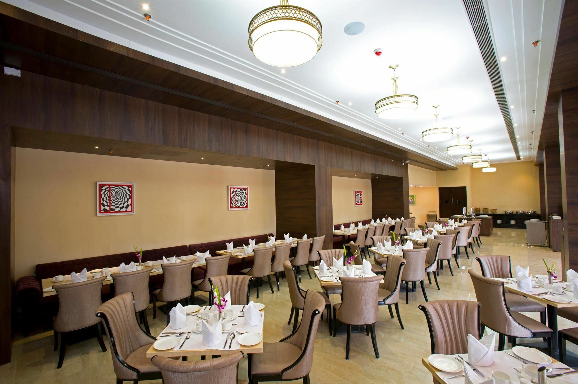 Golden Suites Gurgaon Inde Hotels Exterior photo