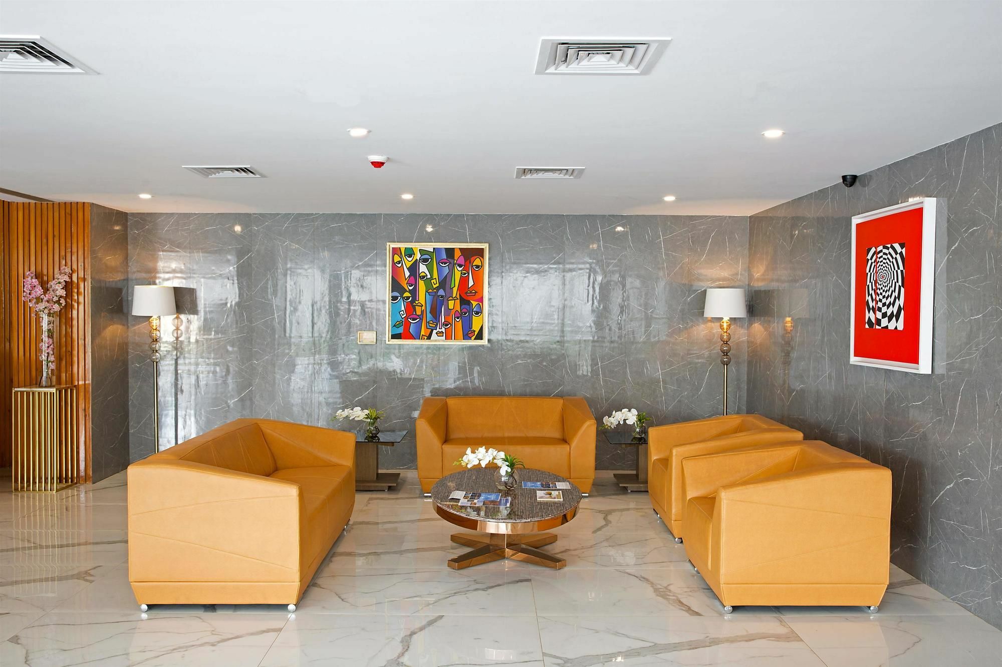 Golden Suites Gurgaon Inde Hotels Exterior photo